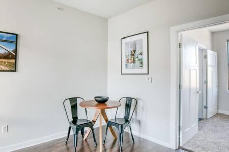 Cozysuites Music Row Modern 1br W/free Parking! 32 Apartment