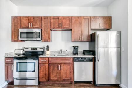 Cozysuites Music Row Modern 1br W/free Parking! 32
