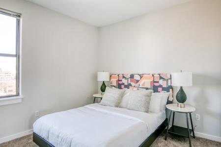 Cozysuites Music Row Modern 1br W/free Parking! 32 Apartment