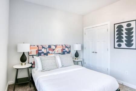 Cozysuites Music Row Modern 1br W/free Parking! 32